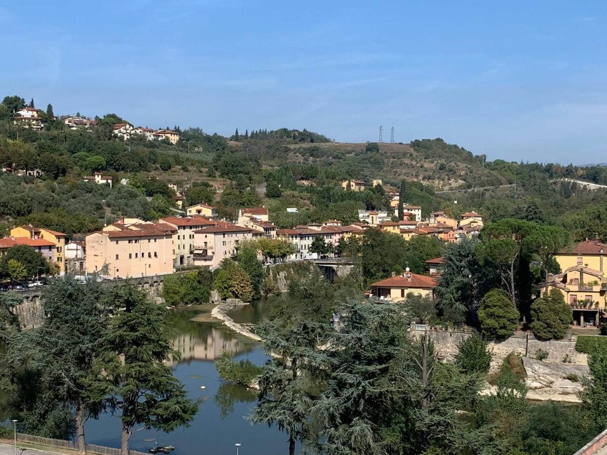 Sesto Piano Apartment Incisa in Val d'Arno Bagian luar foto