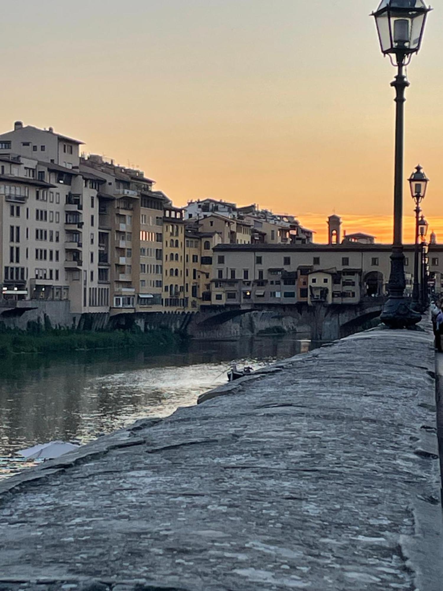 Sesto Piano Apartment Incisa in Val d'Arno Bagian luar foto